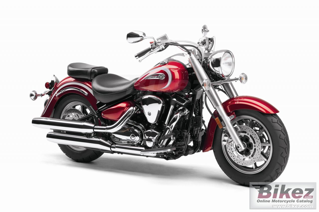Big Yamaha road star picture and wallpaper from Bikez.com